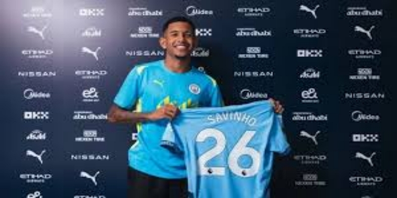 从巴西米内罗到曼城：萨维奥的成长之路与职业转折- 体育博彩