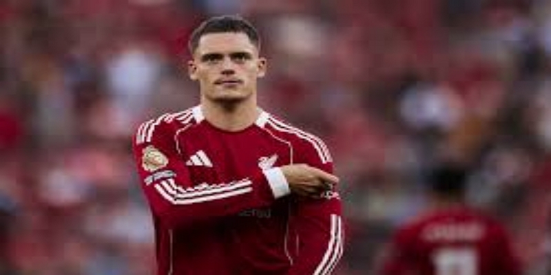 转会背景与曼联战术适配性-体育博彩