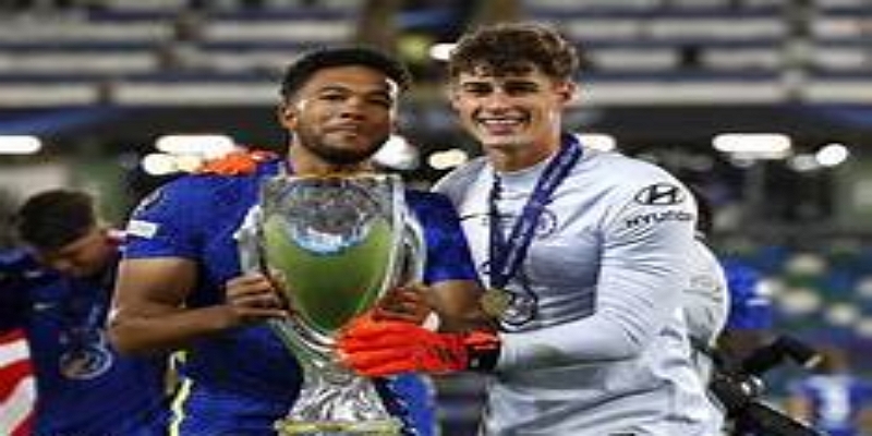 索斯盖特战术调整迟缓引发争议，体育博彩市场信心持续波动-体育博彩